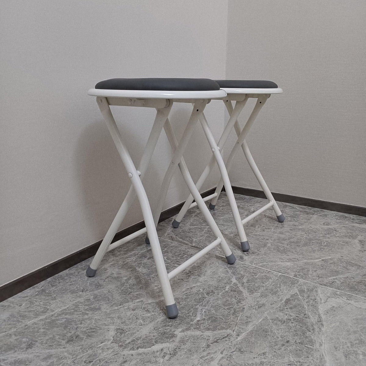 Folding Bar Stool C989870