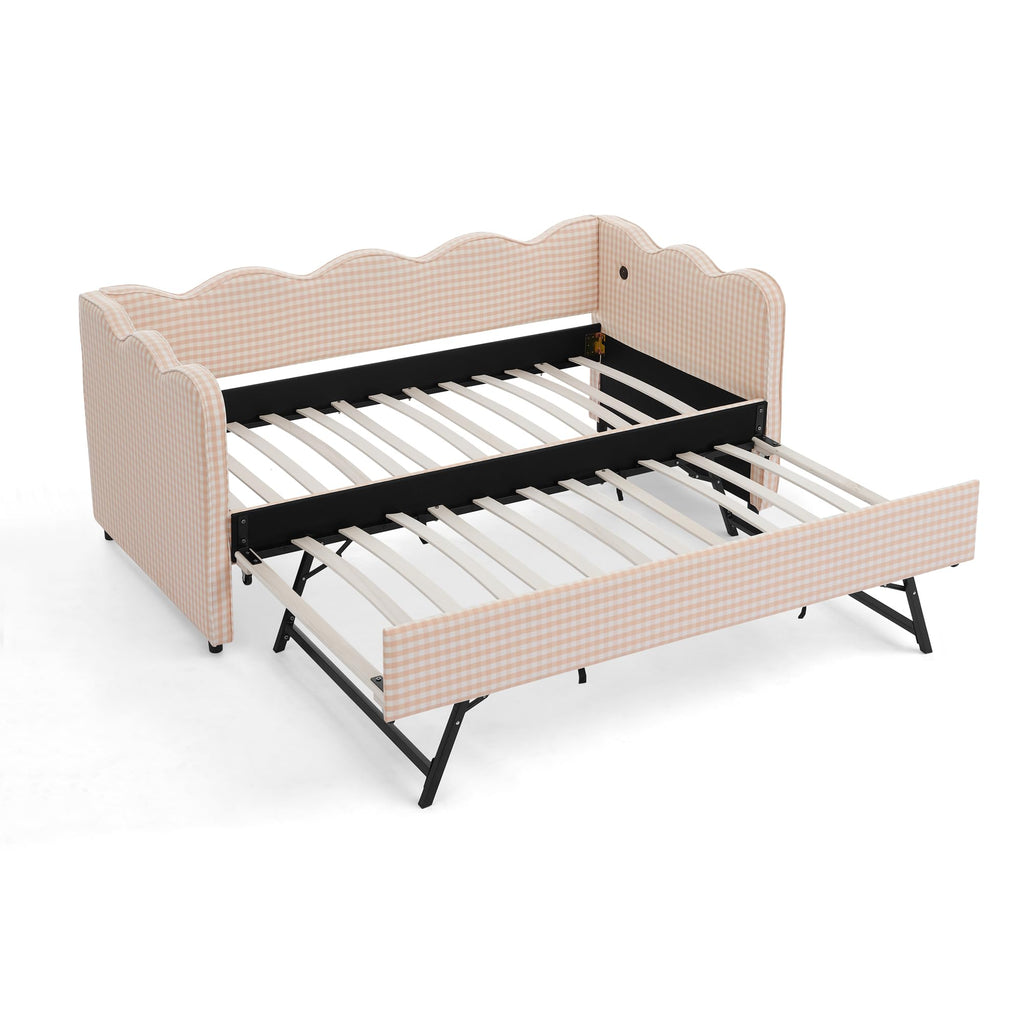 Pink Twin Size Gingham Daybed with Trundle A570