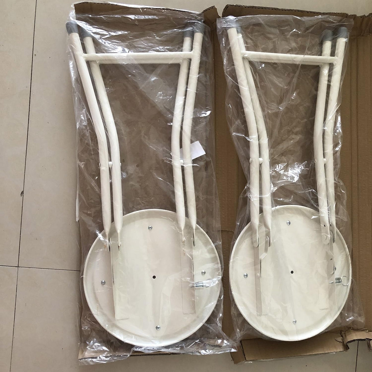 Folding Bar Stool C989870