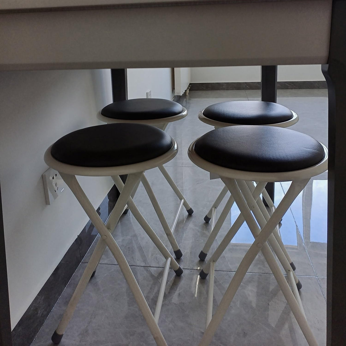 Folding Bar Stool C989870