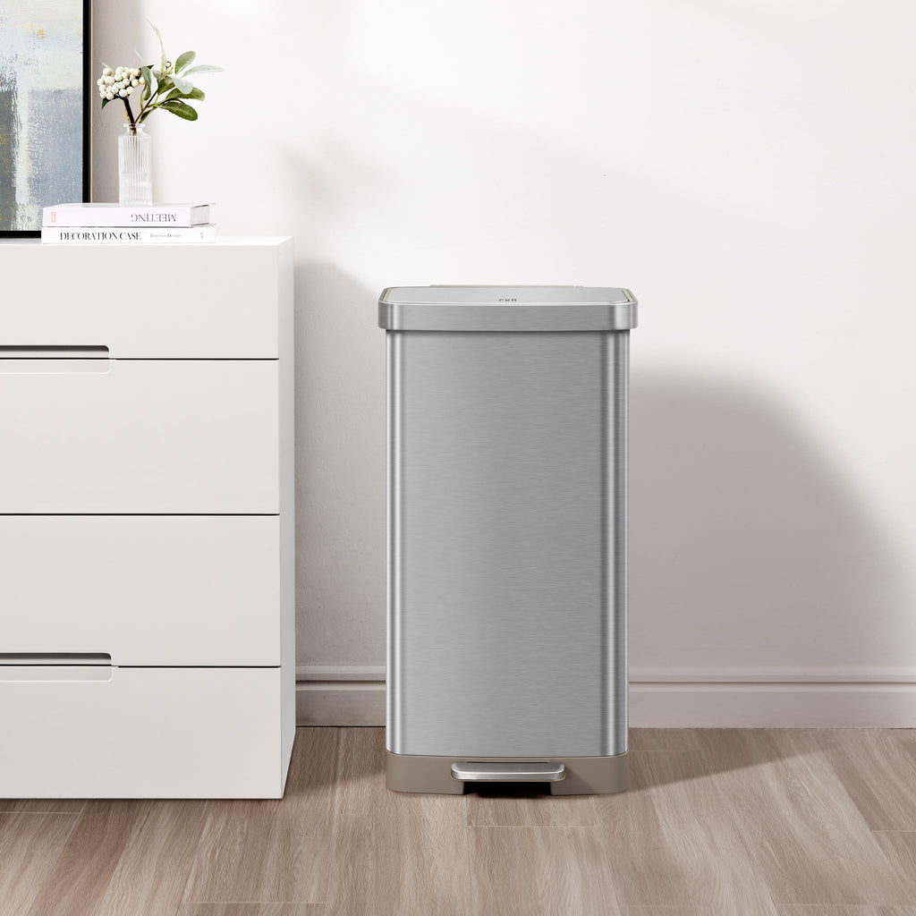 Matte Stainless 75 Liter 20 Gallon Step Trash Can E6510
