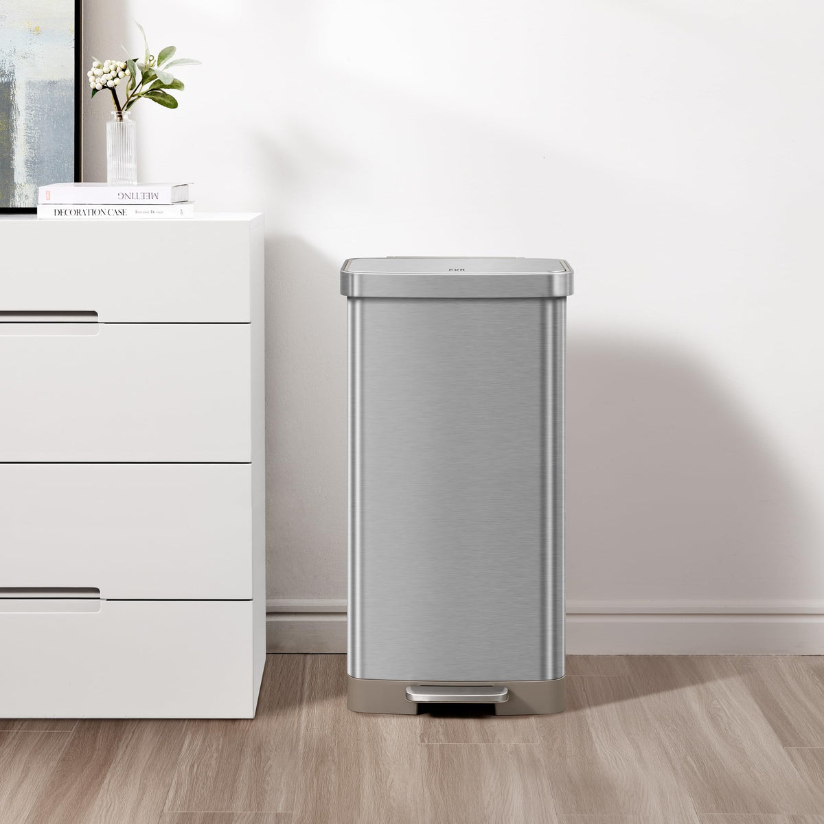 Matte Stainless 75 Liter 20 Gallon Step Trash Can E6510