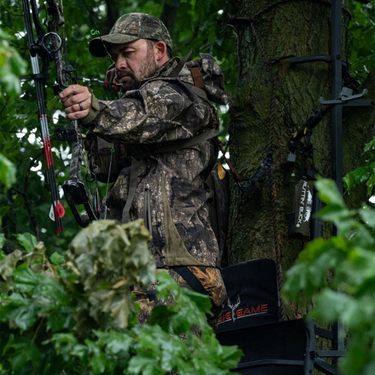 Lightweight Steel Treestand N3708