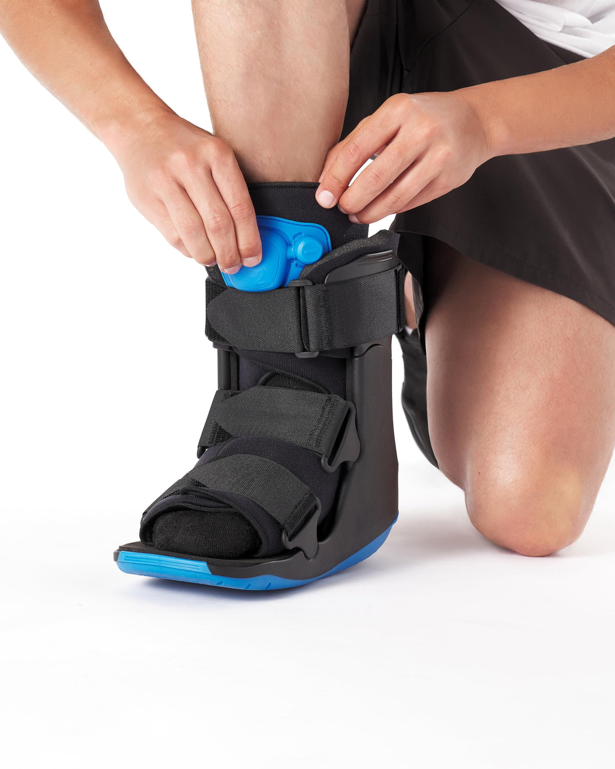 Pneumatic Walking Boot A963361