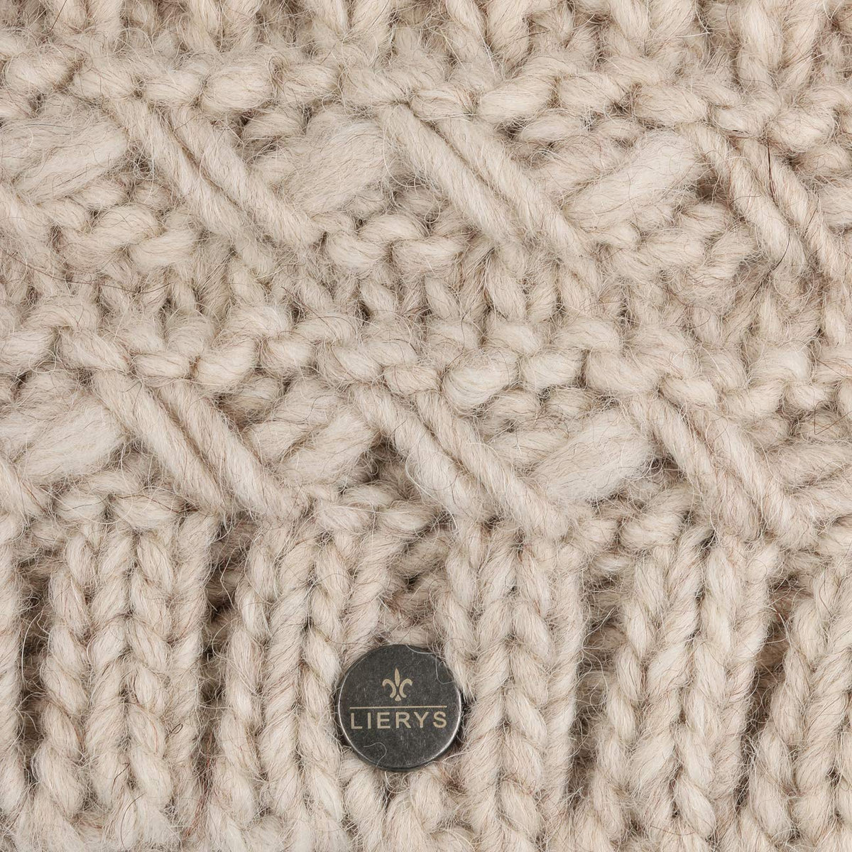 Oversize Knit Hat P243469