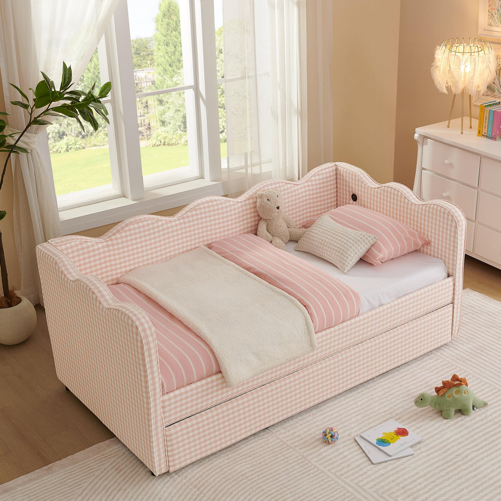 Pink Twin Size Gingham Daybed with Trundle A570